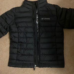 Black Columbia youth coat. Brand new with tags size xs (6/7)